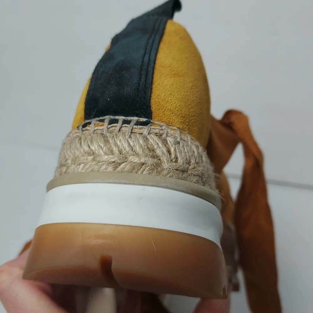 Free People Chapmin Espadrille Sneakers Ribbon Laces 39 / 8.5